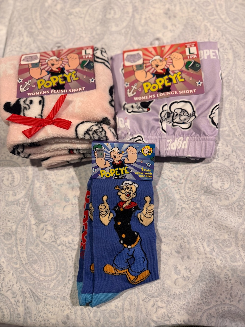 Popeye Women’s Size Large Graphic Print Lounge Shorts, Plush Shorts & Socks